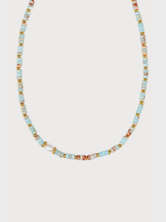 A front view of the Beaded Shoushan Jade Pearl Necklace, featuring beautiful Shoushan jade beads and freshwater pearls in an elegant beaded design